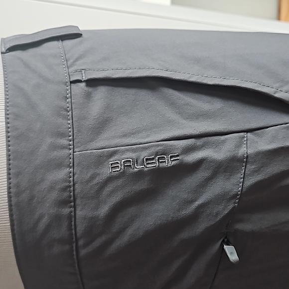 Baleaf hiking/ golf pants - Picture 4 of 7